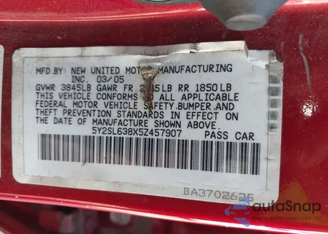 2005 Pontiac Vibe из США, поврежденный, VIN 5Y2SL638X5Z457907